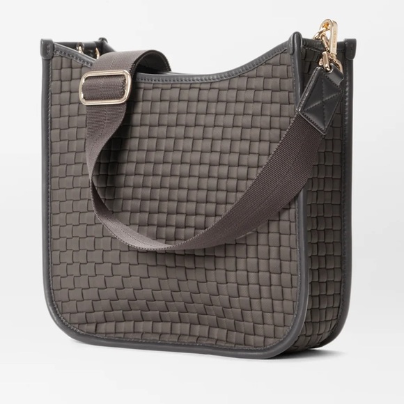 MZ WALLACE NEW MAGNET WOVEN BOX CROSSBODY BAG - Picture 3 of 16